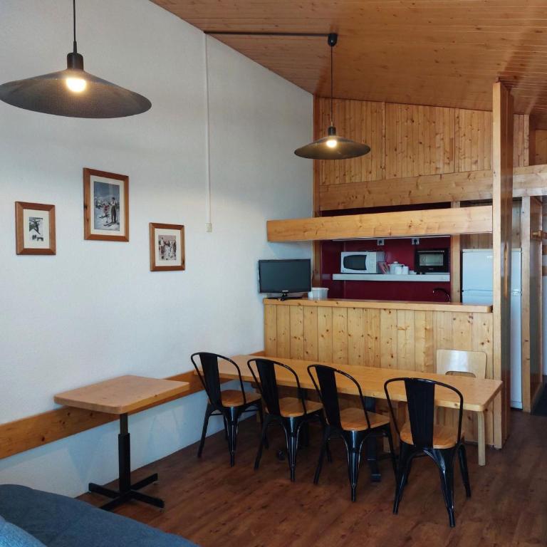 Appartement duplex, animaux admis - 8 pers., vue montagne - FR-1-411-711 - Apartment (8 Erwachsene) - 1