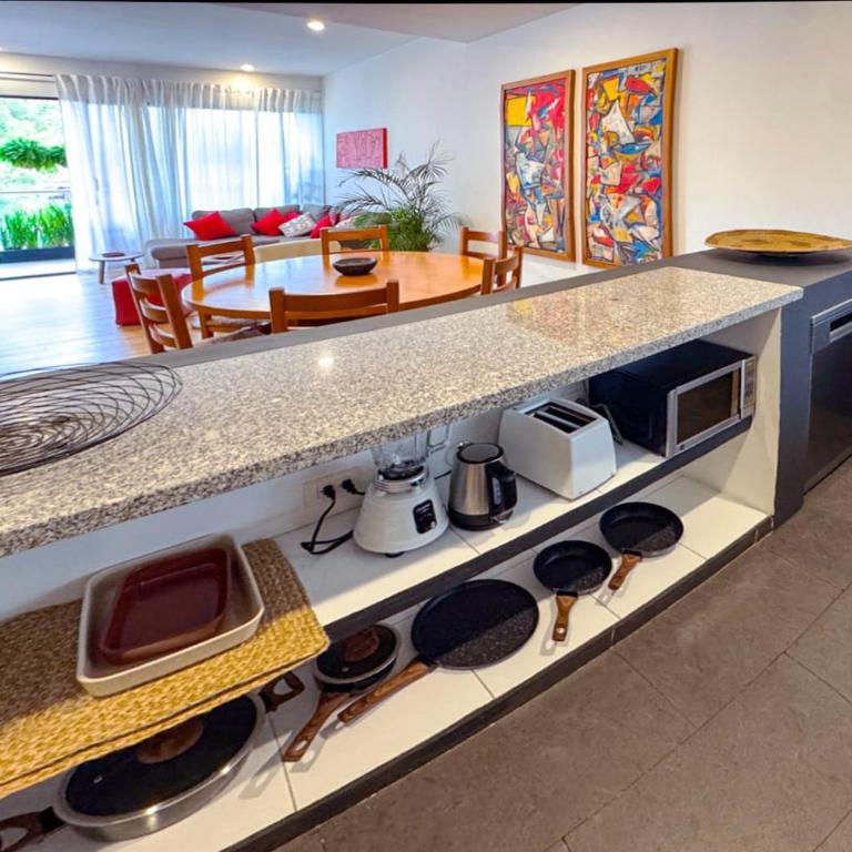 Spacious and bright 3-bedroom apartment in Roma Norte - Three-Bedroom Apartment - 20