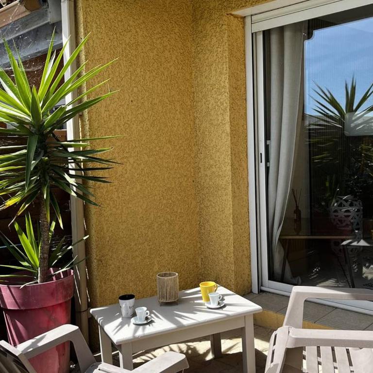 Pavillon T3 climatisé avec terrasse et parking privé à Canet-en-Roussillon - FR-1-696-91 - Appartement - 1