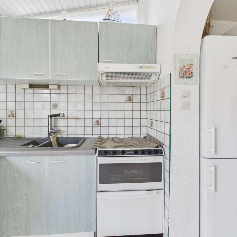 Maison mitoyenne avec piscine - 4 pers. - FR-1-326-878 - Maison de Vacances - 6