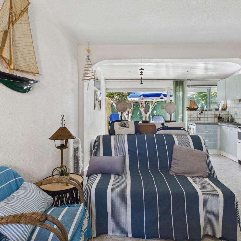 Maison mitoyenne avec piscine - 4 pers. - FR-1-326-878 - Maison de Vacances - 11