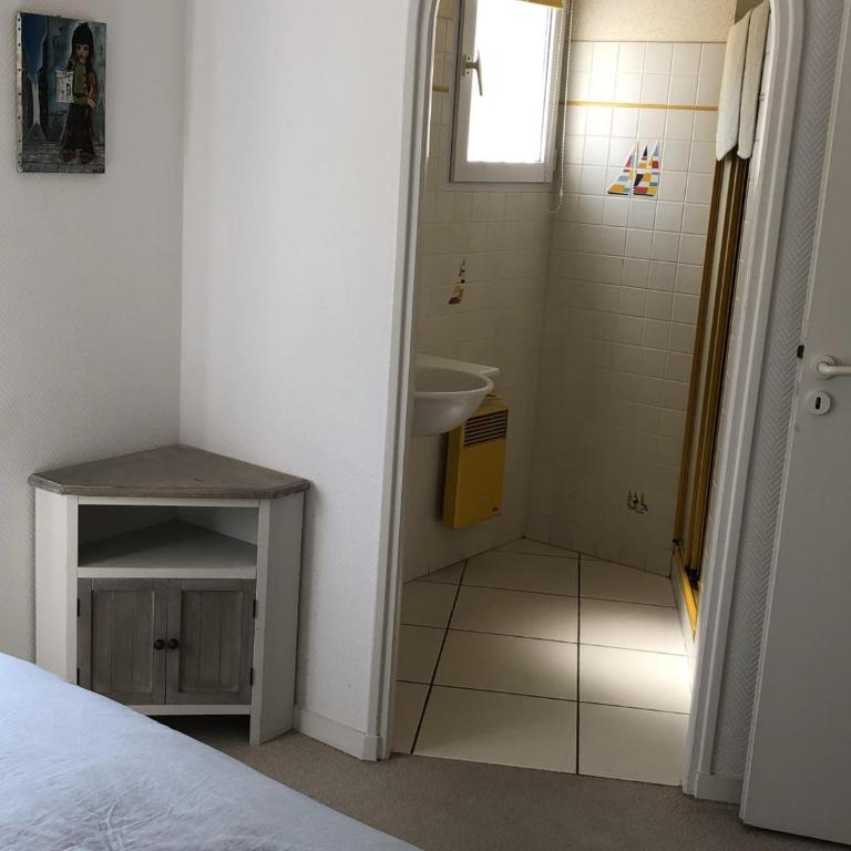 Villa Proche Plage avec Jardin, Terrasse et WiFi – La Tranche-sur-Mer - FR-1-22-272 - Casa Vacanze (8 Adulti) - 9