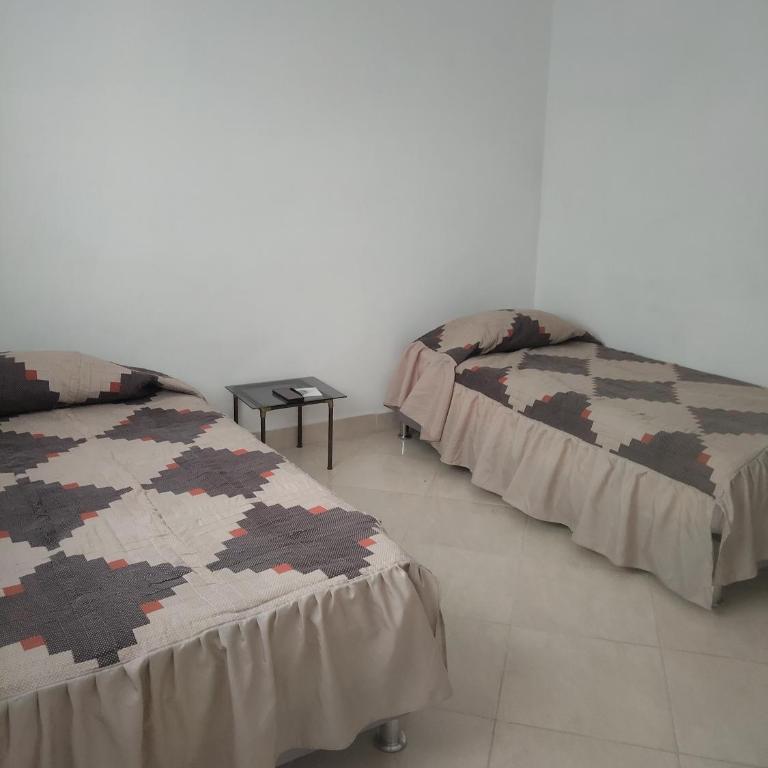 Apartamento Amoblado en Laureles Medellín Cerca a Unicentro - Apartamento de 2 dormitorios - 3