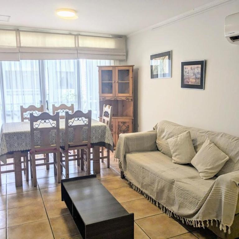 Comfortable and Accessible Equipetrol Norte Apartment - Two-Bedroom Apartment - 11