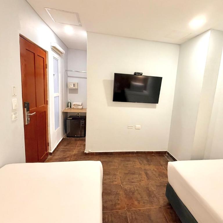 Hotel Caribbean Cartagena - Standard Double Room - 11