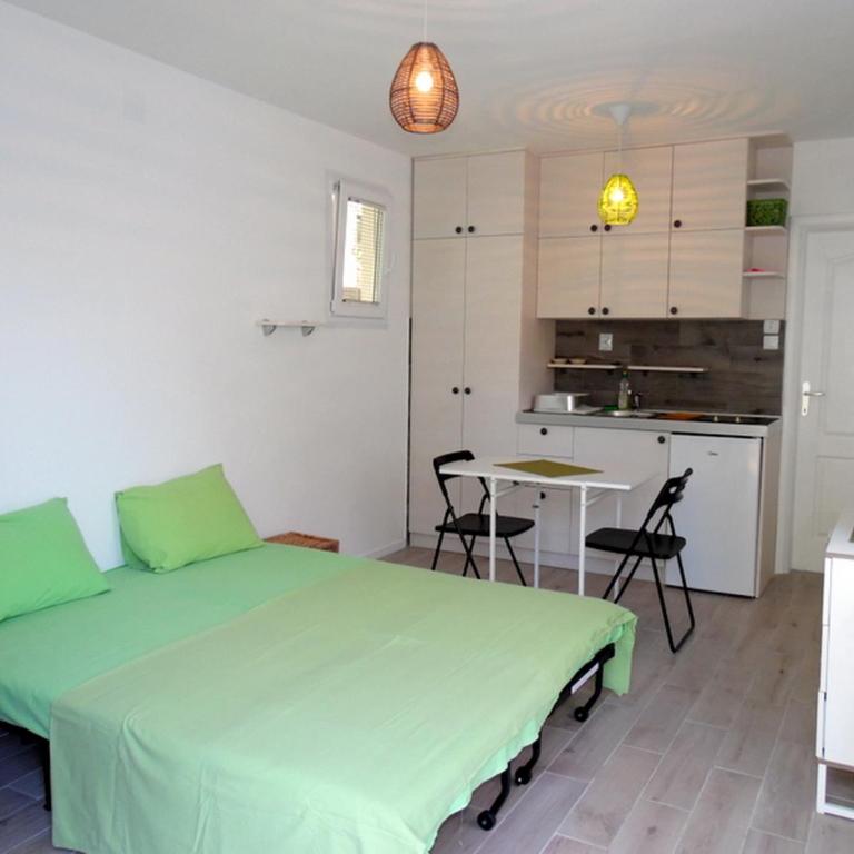 Apartments Mandarina Garden - Studio s Pogledom na Vrt - 3