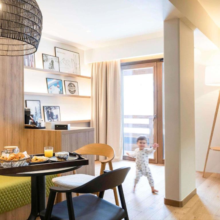 Novotel Megève Mont-Blanc - Suite Exécutive avec Balcon - 8