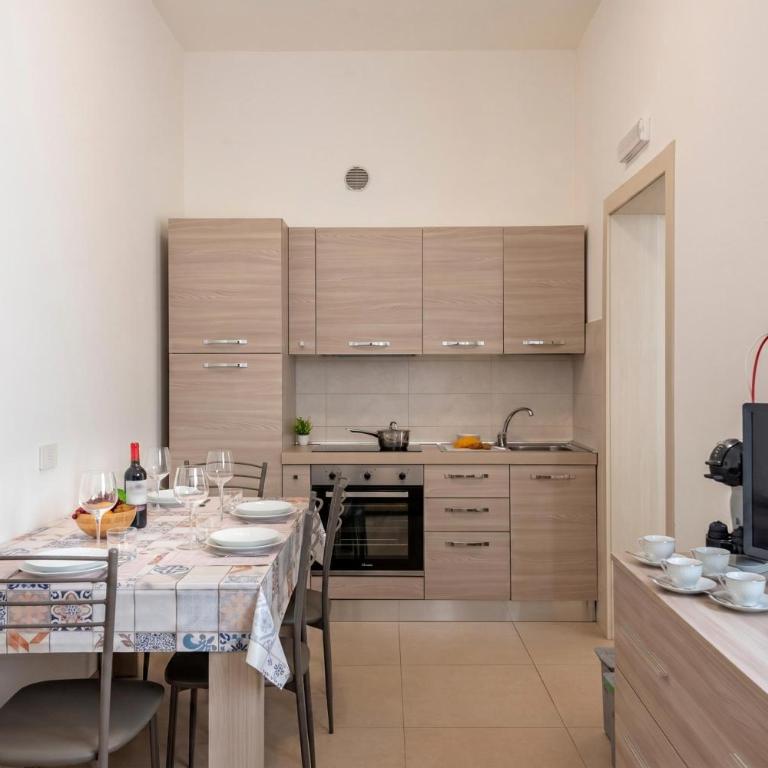 La Suite 2 Ondina Viareggio 200m from sea - Happy Rentals - Appartamento con Balcone - 5