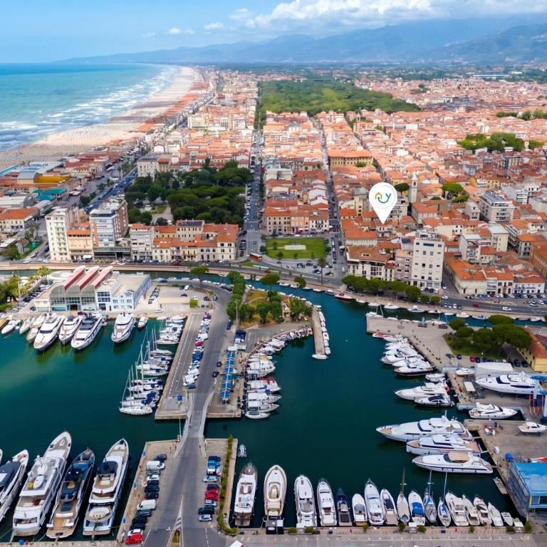 La Suite 2 Ondina Viareggio 200m from sea - Happy Rentals - Appartamento con Balcone - 26