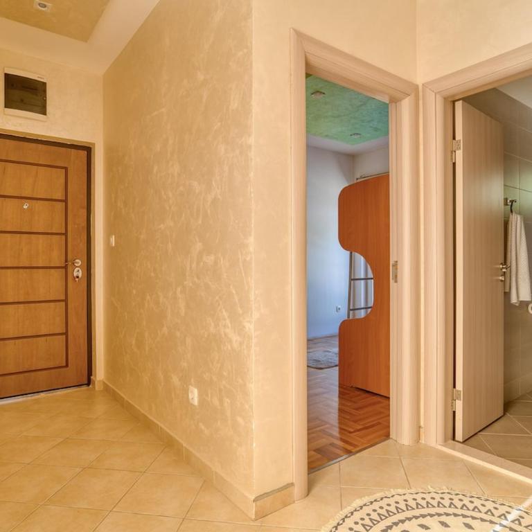 SeaView Escape Budva2 - Two-Bedroom Apartment - 3