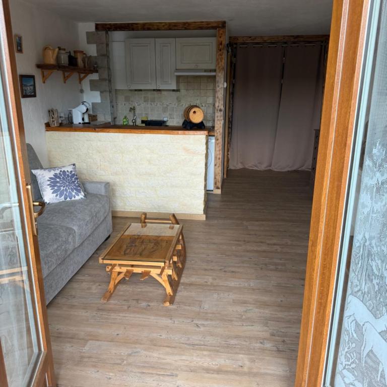 Studio avec cheminée et jardin - Appartement 1 Chambre - 4