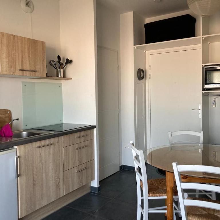 Appartement à 2 minutes à pieds de la mer - Appartamento con 1 Camera da Letto - 3