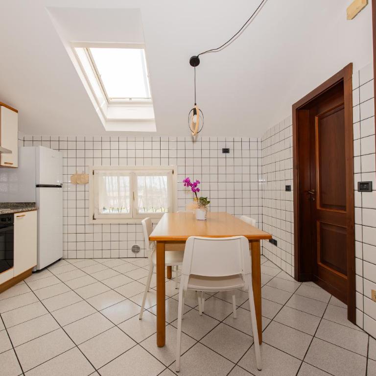 Agritur Comai - Appartamento con 2 Camere da Letto e Balcone - 7