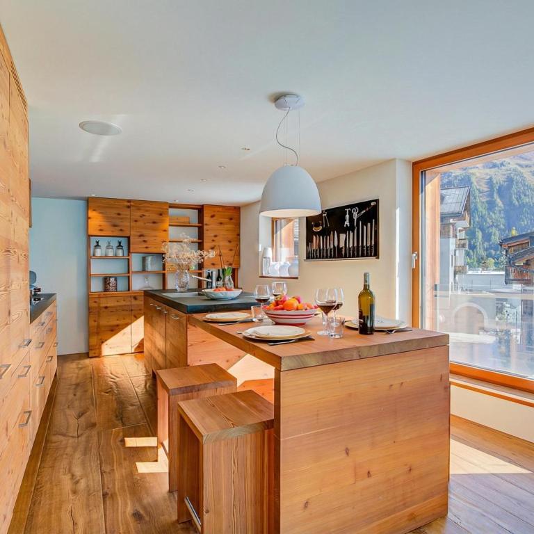 Boutique Chalet Moritz for 12 with Sauna - Deluxe Villa - 22