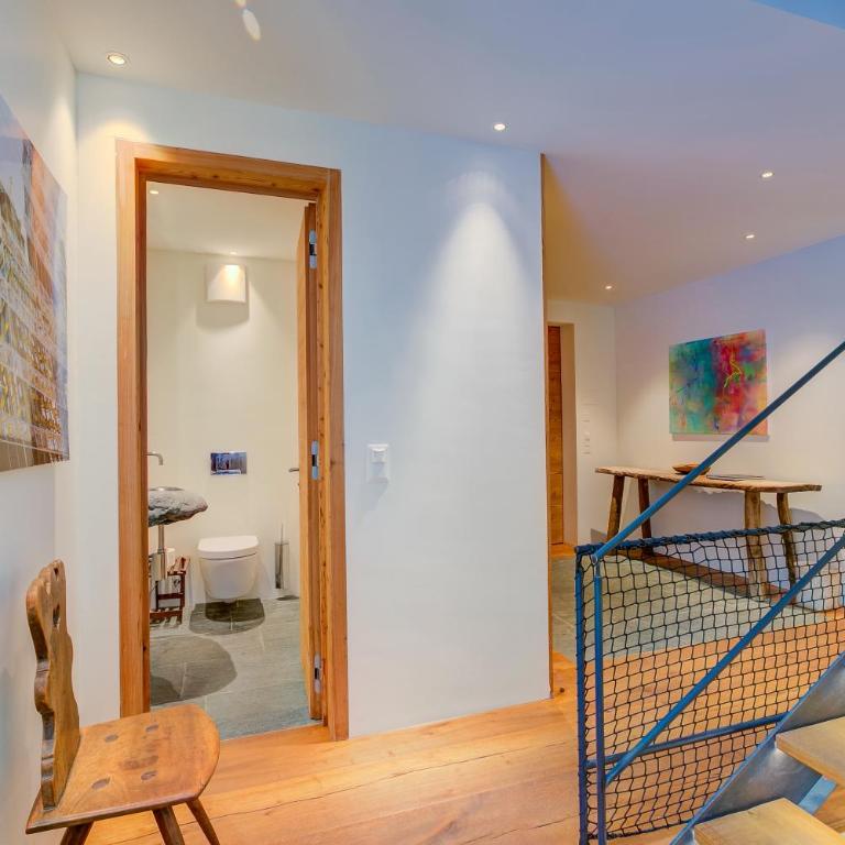 Boutique Chalet Moritz for 12 with Sauna - Deluxe Villa - 27