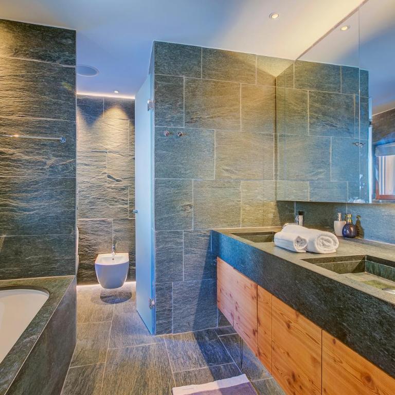 Boutique Chalet Moritz for 12 with Sauna - Deluxe Villa - 42