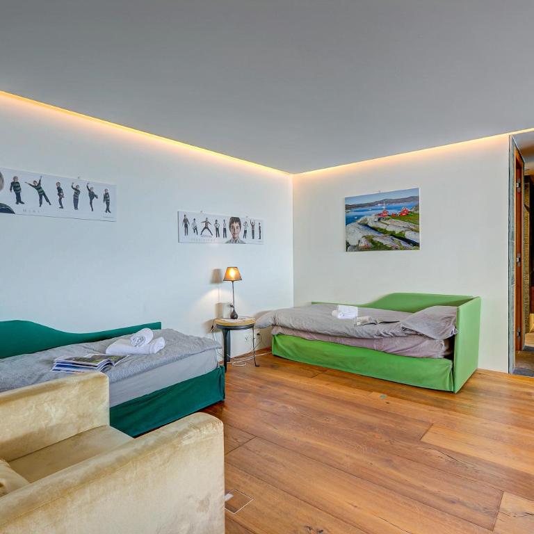 Boutique Chalet Moritz for 12 with Sauna - Deluxe Villa - 44