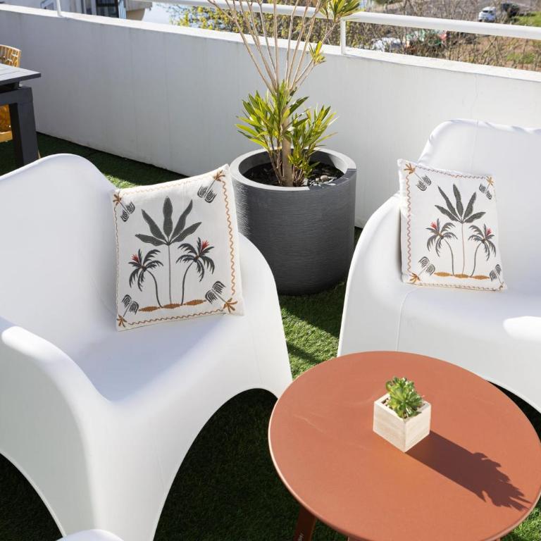 Appartement avec terrasse ensoleillée sur le port Olona - Apartment - 2