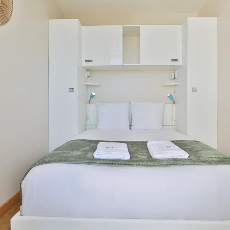 Appartement avec terrasse ensoleillée sur le port Olona - Apartment - 14