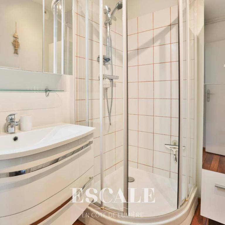 Appartement avec terrasse ensoleillée sur le port Olona - Apartment - 22