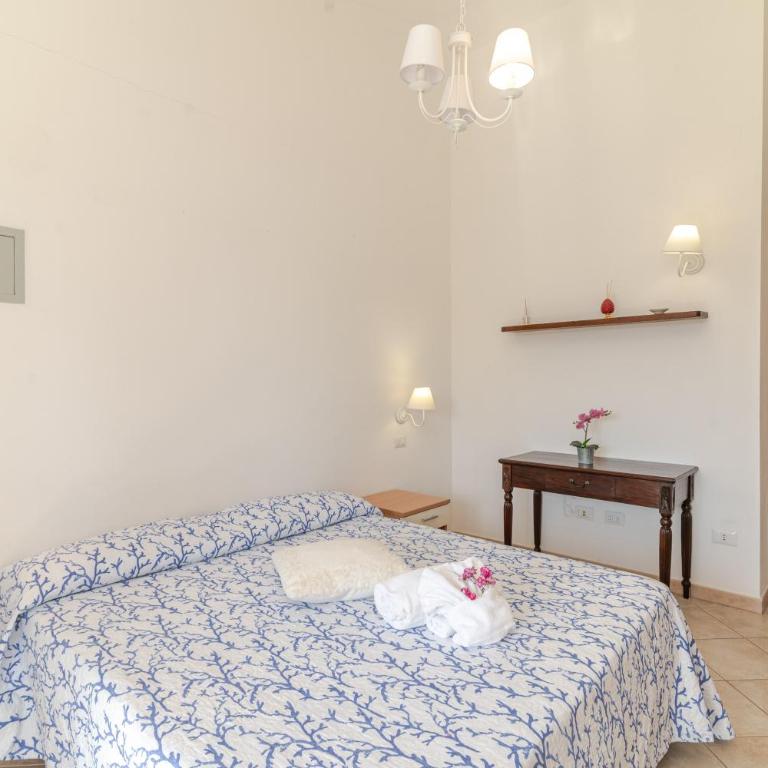 Villetta A Schiera Pesaro House - Two-Bedroom Deluxe Apartment with Garden View - 11