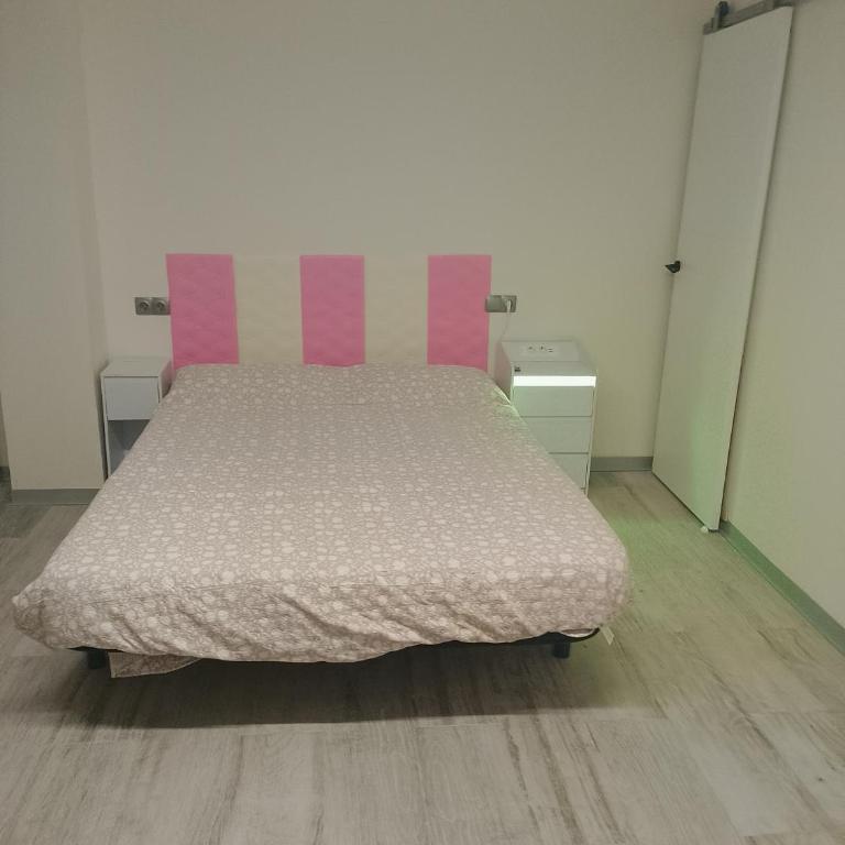Loft - One-Bedroom Apartment - 5