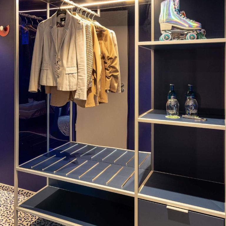 ibis Styles Muenchen Perlach - Doppelzimmer mit Verbindungstür - 9