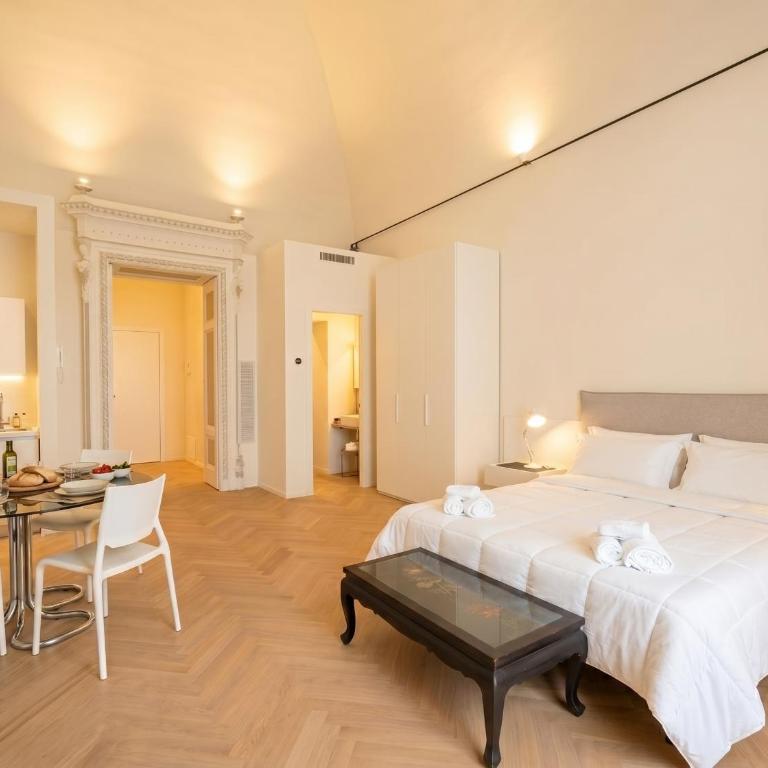 Palazzo della Torre - Seaview Luxury historical apartments - Suite with Balcony - 9