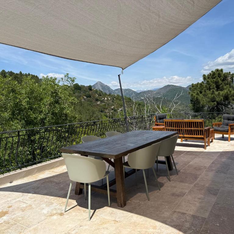Domaine Le Rocher d Argent avec Piscine Extérieur ,Jacuzzi Intérieur et Salle de jeux - Appartamento Deluxe con 2 Camere da Letto e Vista Giardino - 4