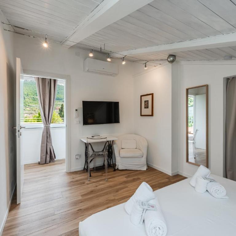 Dolce Vita - Terrazza sul Garda con Parcheggio Privato - Appartamento con 1 Camera da Letto - 6