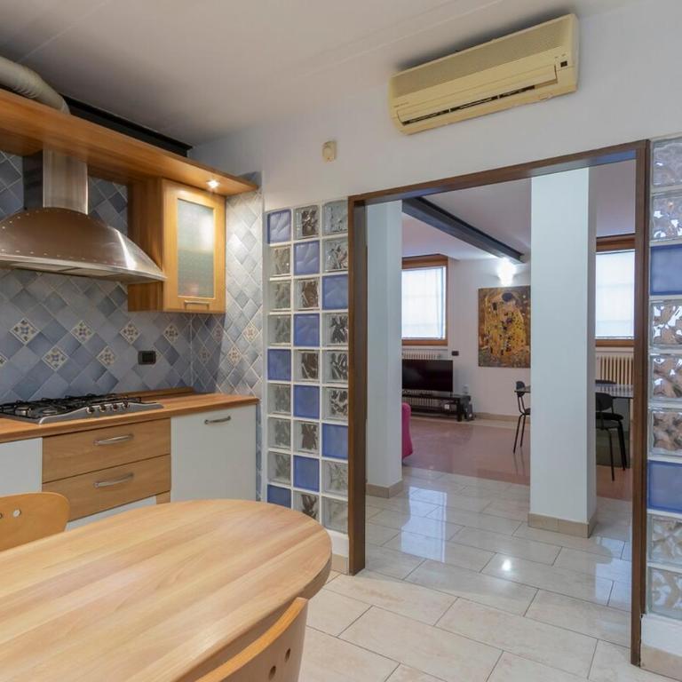 Xenia - 4 room apt in Via Zamenhof 21 - Appartamento con 2 Camere da Letto - 20