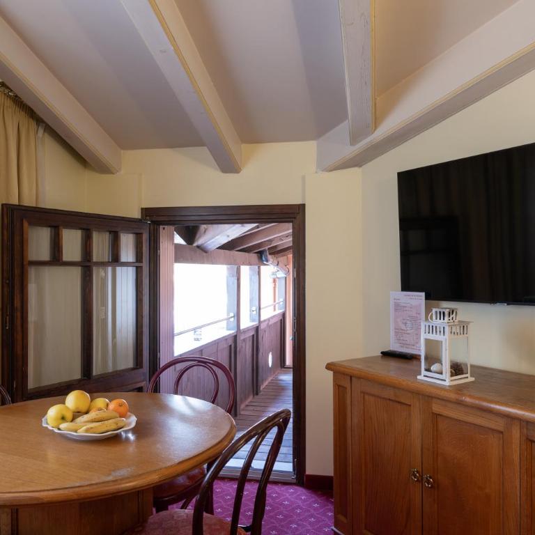 Hotel Posta R.T.A. - Camera Comfort con Poltrona-Letto - 9
