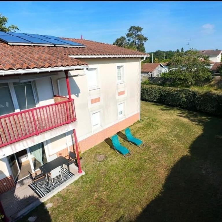 T3 avec jardin clos, 2 parkings privés Proche Arcachon - Two-Bedroom Apartment - 5