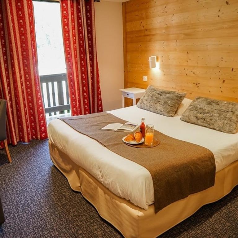 Hotel Le Faranchin - Chambre Double ou Lits Jumeaux Supérieure avec Balcon - 1