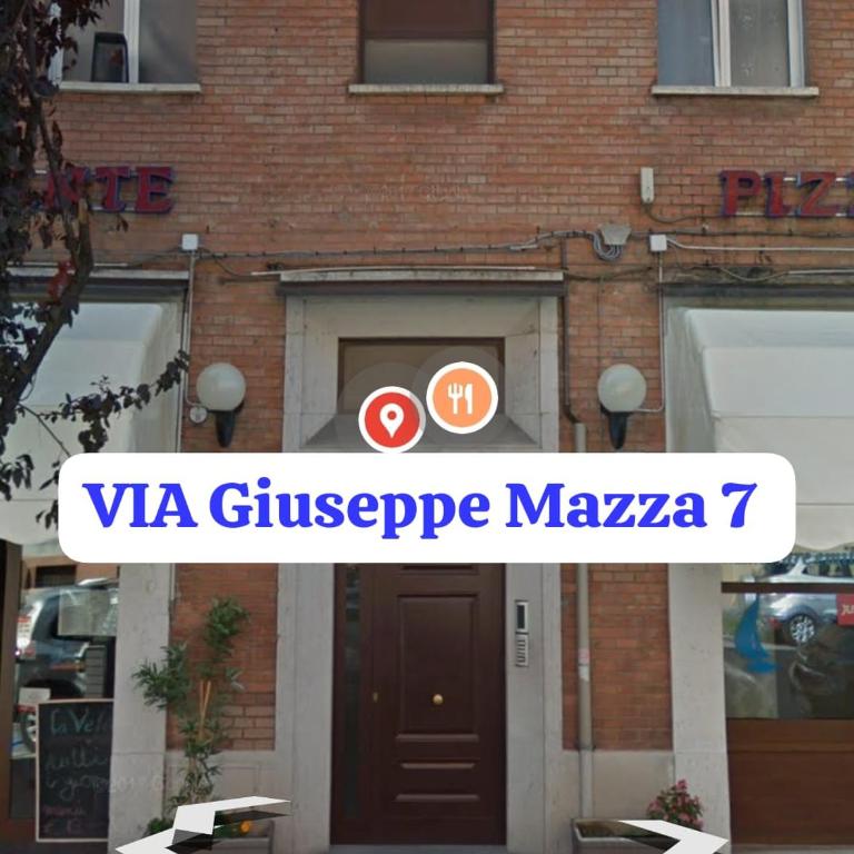 Arcadia Hosting Piazza XX Settembre - Camera Matrimoniale Budget - 4
