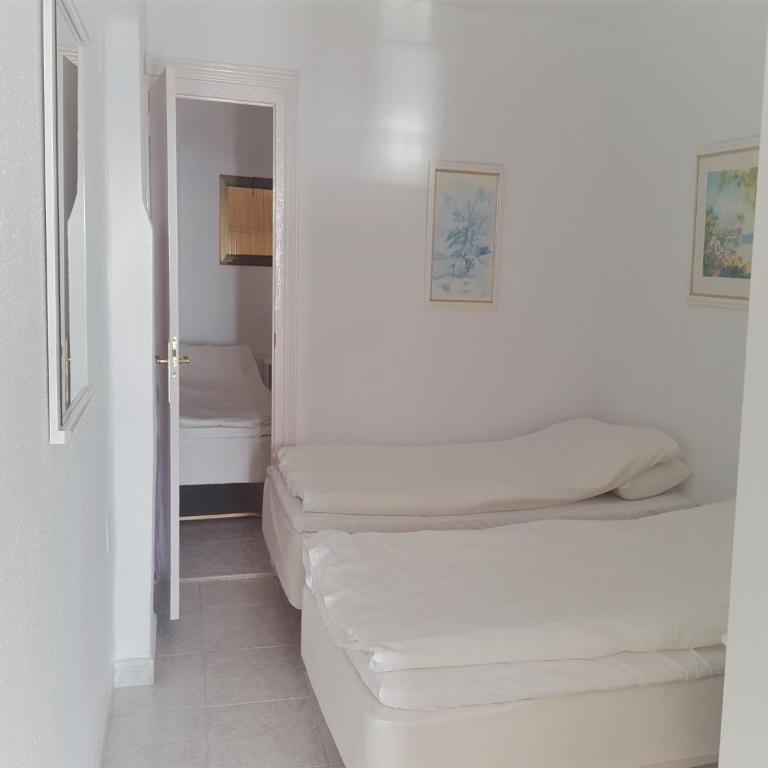 Apartamentos Casa Blanca - Apartamento de 2 dormitorios con vistas frontales al mar (4 adultos) - 4