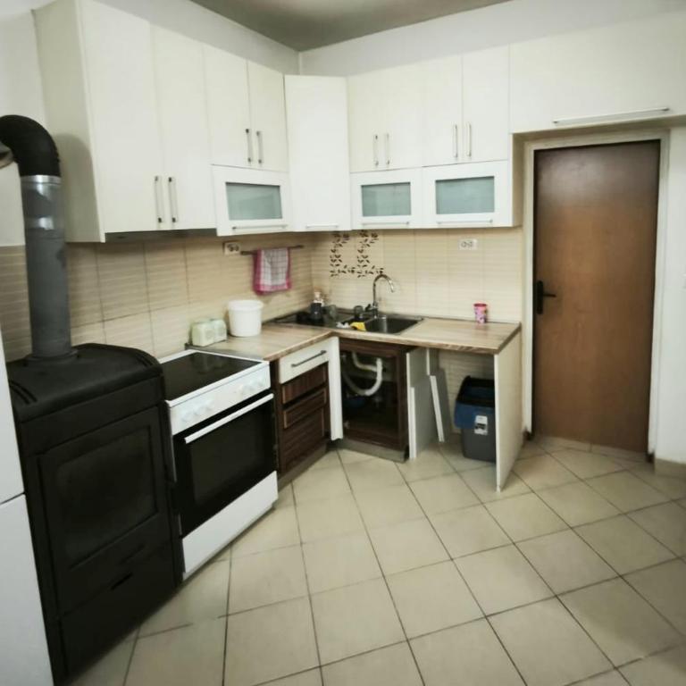 Spacious City Center Apartment for 6 - Steps from Hilton & Republic Square - Apartman sa 2 Spavaće Sobe - 3