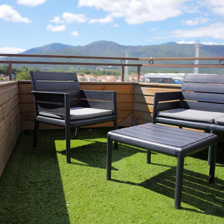 Auberge du Bon Vivant - Chambre Double Supérieure avec Climatisation et Terrasse Commune - 5