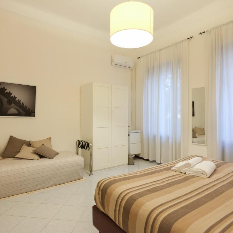 Dimora Giardino di Giulietta - Camera Matrimoniale/Doppia con Letti Singoli con Bagno in Comune - 7