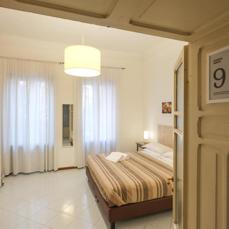 Dimora Giardino di Giulietta - Camera Matrimoniale/Doppia con Letti Singoli con Bagno in Comune - 8
