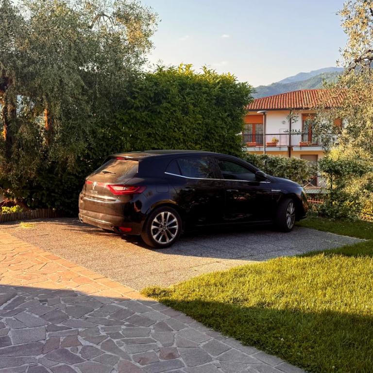 Elegant Apartment Garden & Parking - Appartamento con 2 Camere da Letto - 12