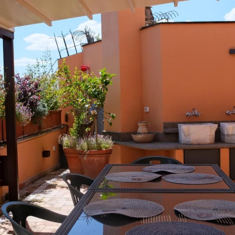 Habitat's Colosseum-Monti 3BR Penthouse with Terrace - Appartamento Attico - 33