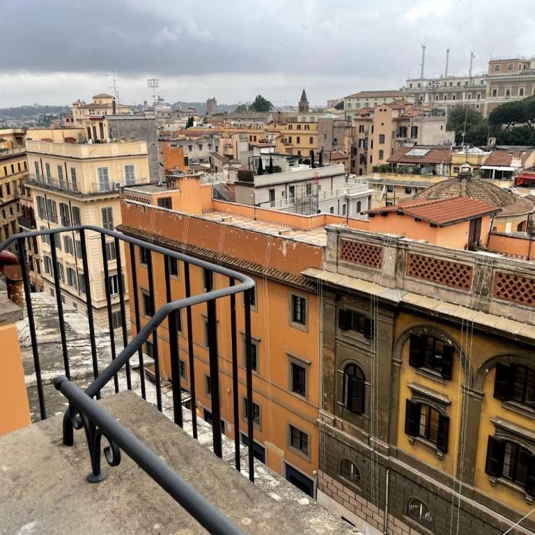 Habitat's Colosseum-Monti 3BR Penthouse with Terrace - Appartamento Attico - 30