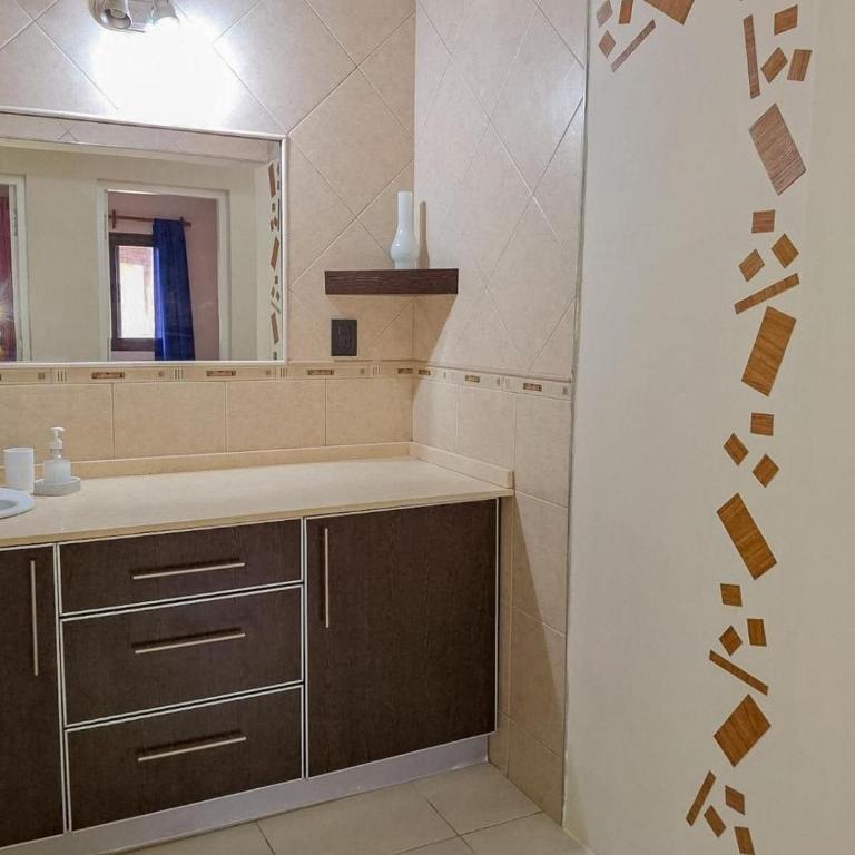 Casa Los Olivos Suites - Four-Bedroom House - 15