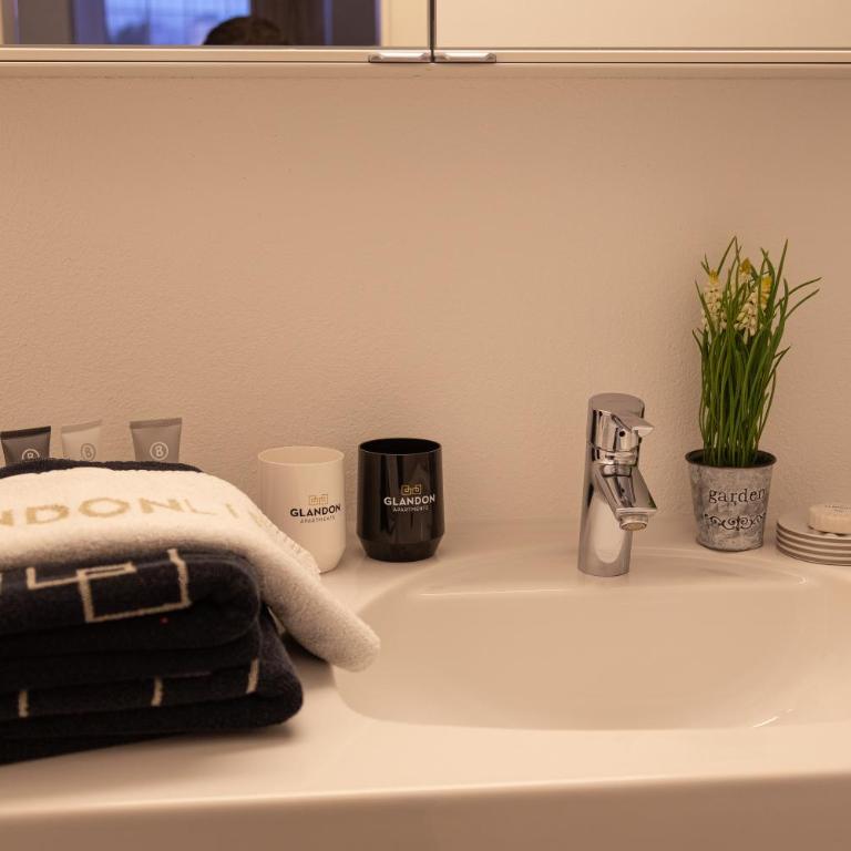 GLANDON Rooms Union Residence - Self-Check-In - Studio-Apartment mit Balkon - 6