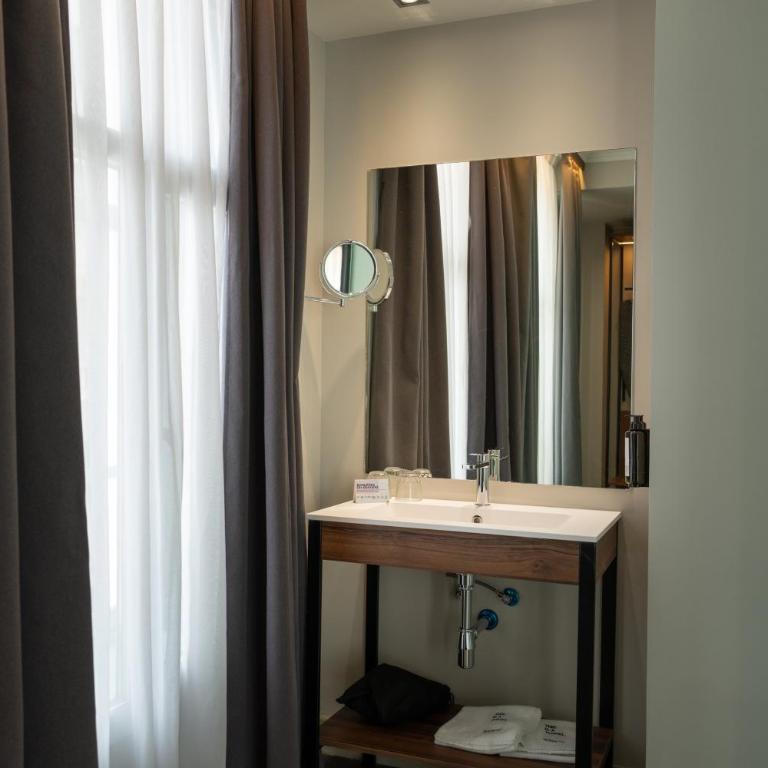 Petit Palace Alcalá - Superior Double Room - 1