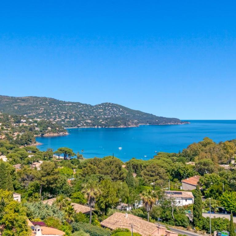Villa Casa Bella vue mer, et plage à proximité - Villa - 56