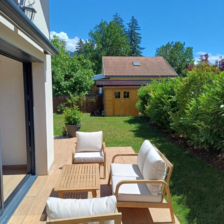 Maison au calme à 1 min à pied du lac d'Annecy - Villa - 9