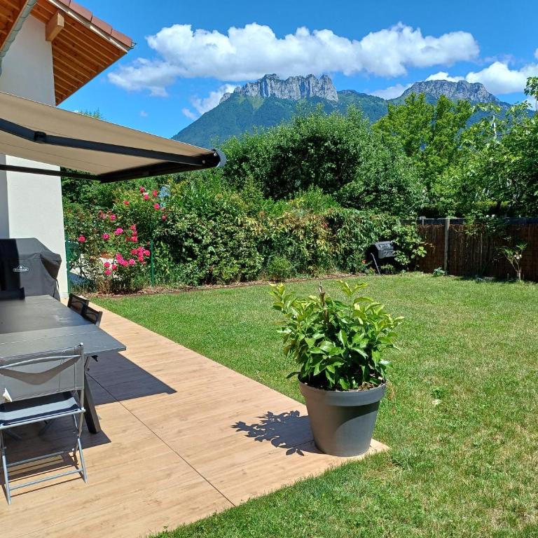 Maison au calme à 1 min à pied du lac d'Annecy - Villa - 1