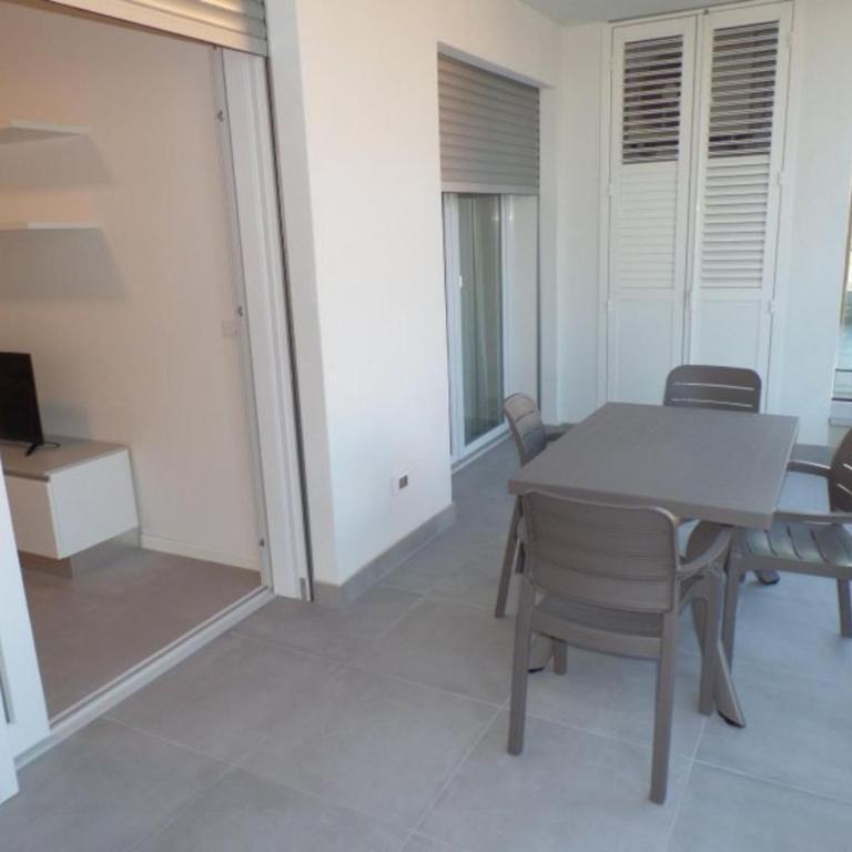 Resort style stay with whirpool - Apartment - 2